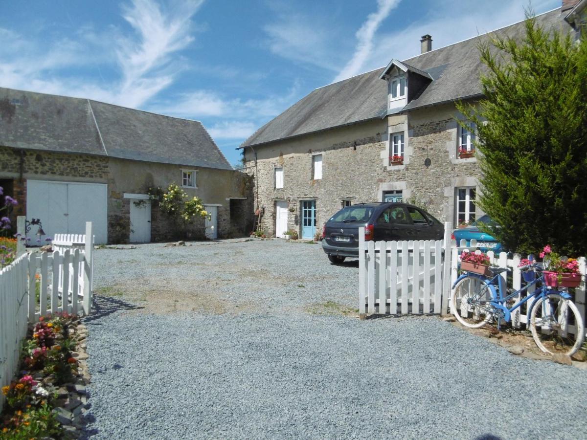 La Bicyclette Bleue Bed and Breakfast Montpinchon Eksteriør billede