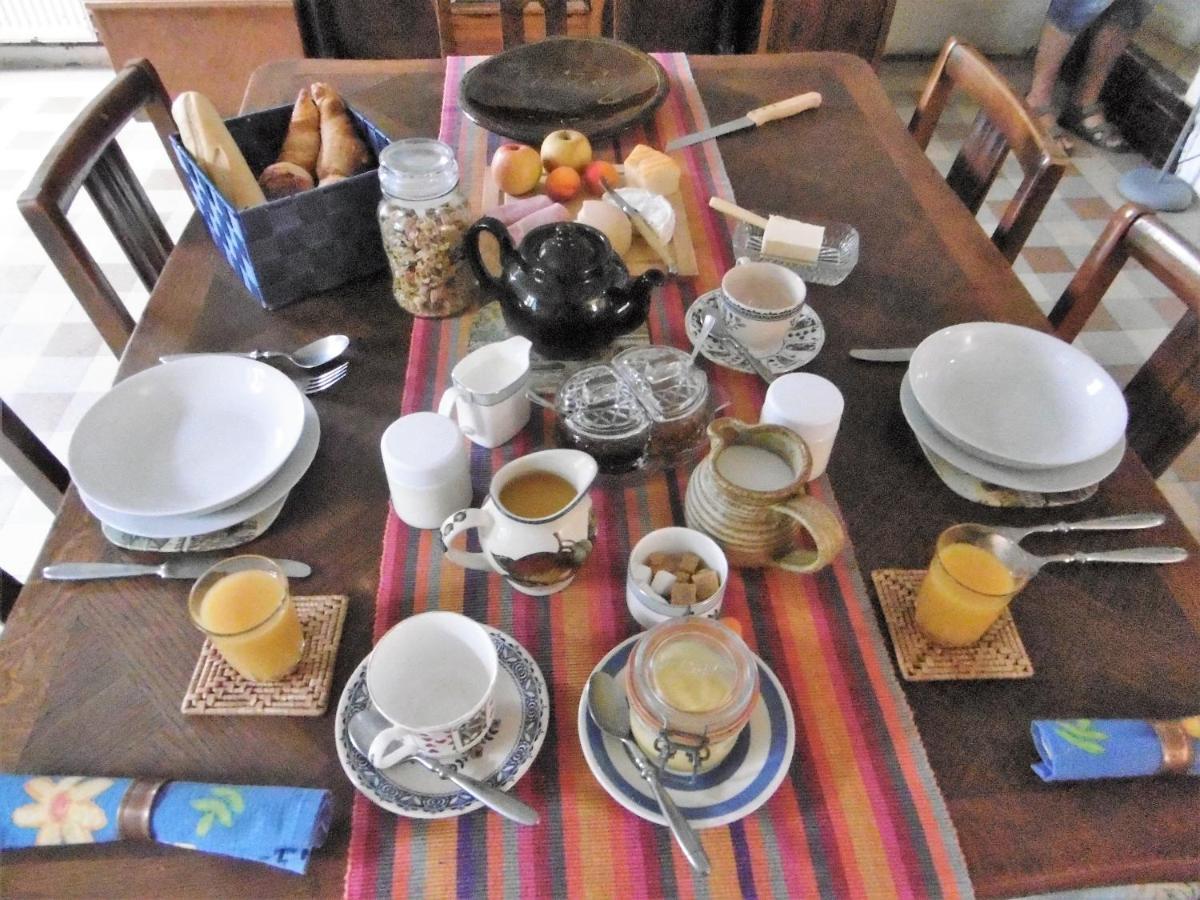 La Bicyclette Bleue Bed and Breakfast Montpinchon Eksteriør billede